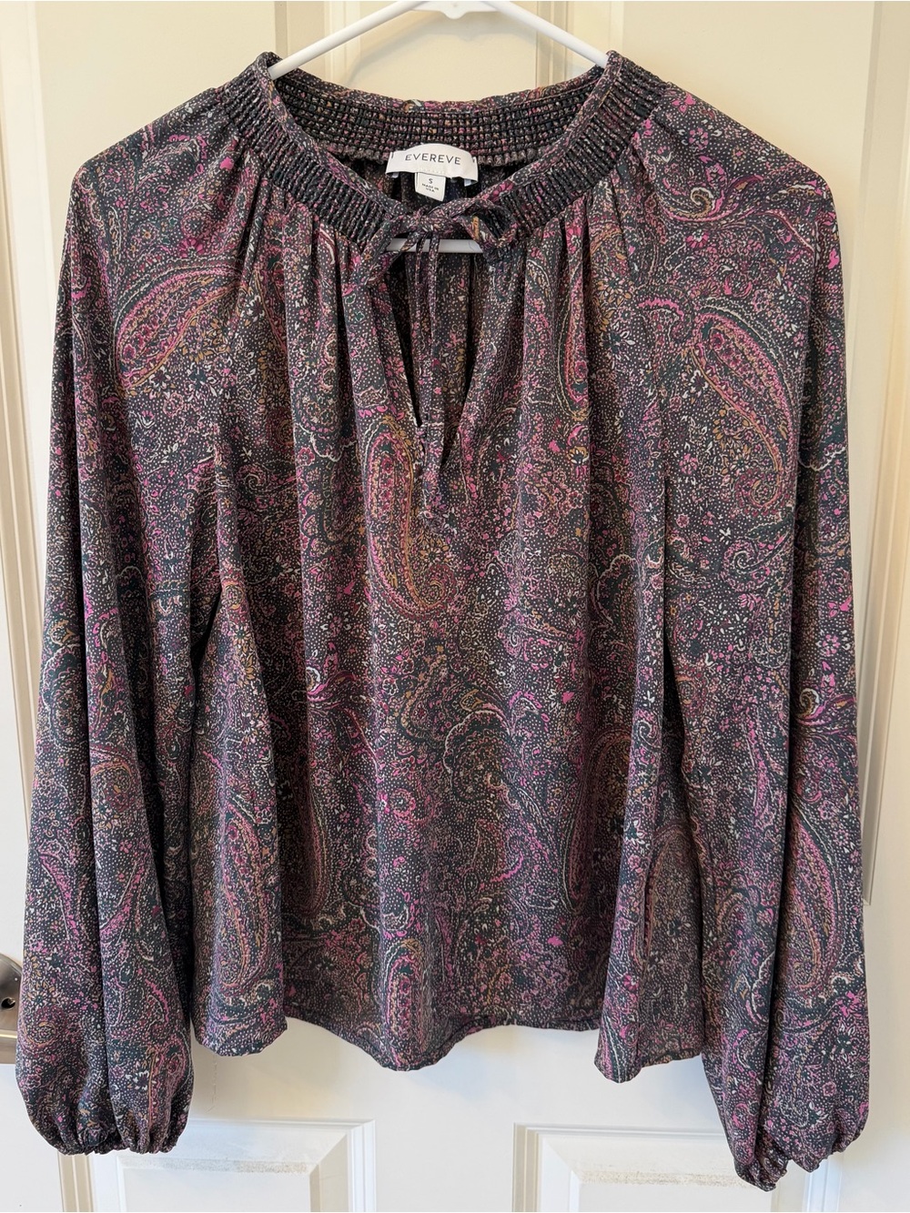 Evereve Flowy Boho Paisley Long Sleeve Top, Size Small